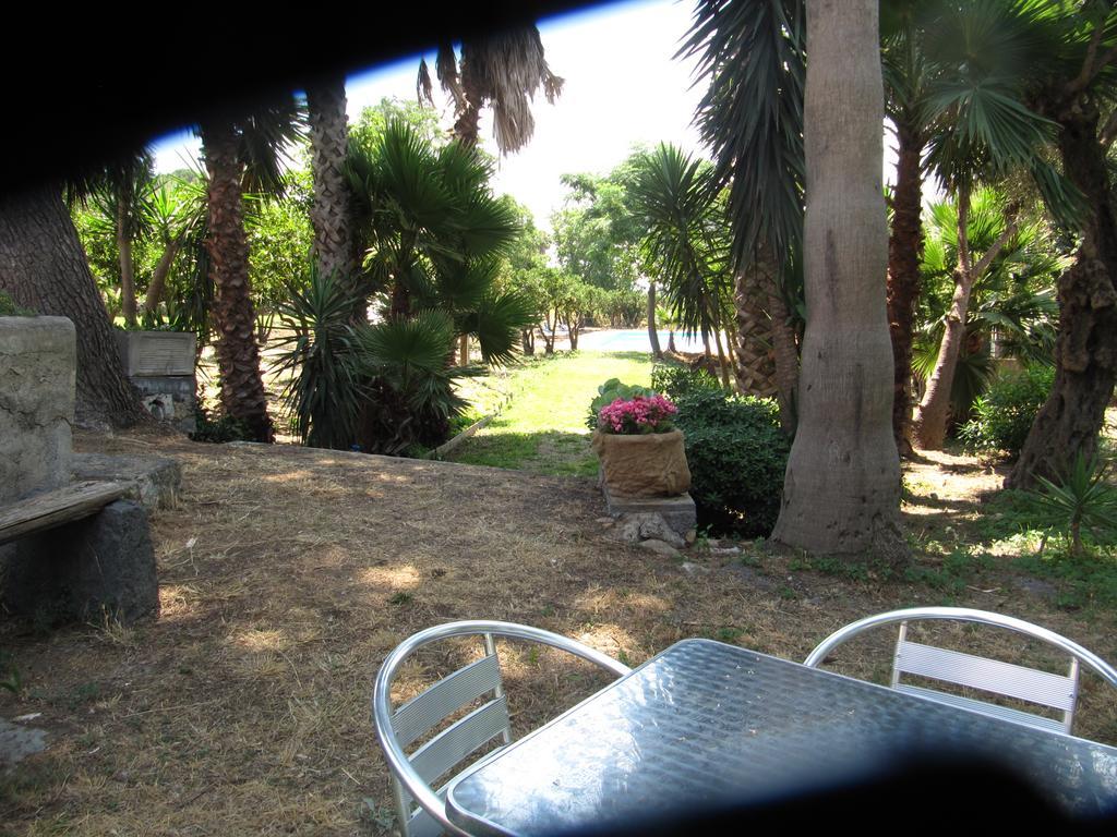 Terre Del Cardinale Country Suites Catánia Buitenkant foto