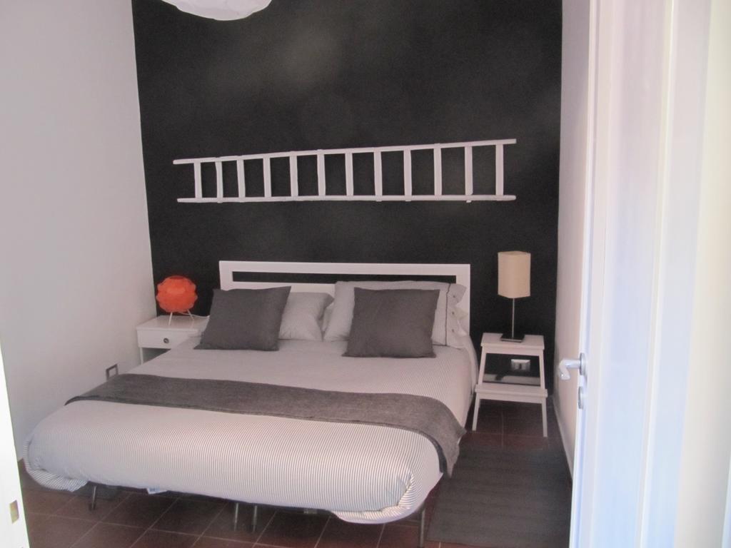 Terre Del Cardinale Country Suites Catánia Kamer foto