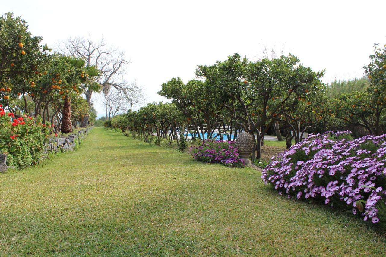 Terre Del Cardinale Country Suites Catánia Buitenkant foto